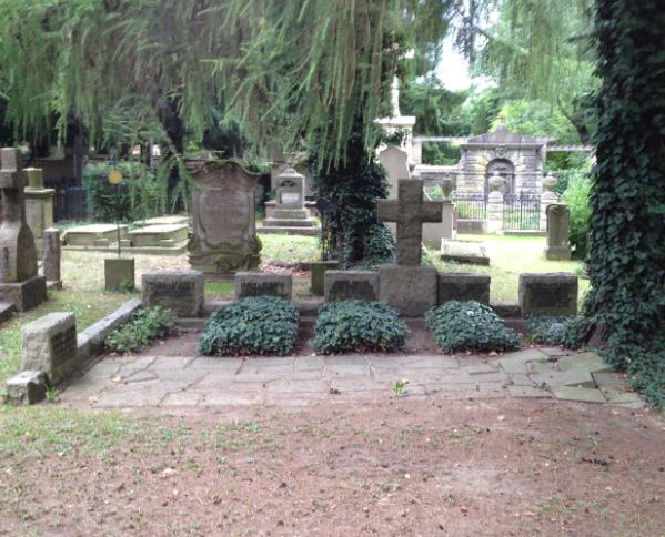 Grabstein Anna Maria von Studnitz, geb. von Schinckel, Friedhof Bornstedt, Brandenburg